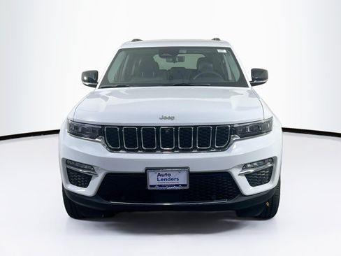 Used 2023 Jeep Grand Cherokee Limited w/ Luxury Tech Group II AWD/4WD image 2