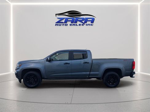 Used 2021 Chevrolet Colorado Z71 w/ Safety Package AWD/4WD image 4