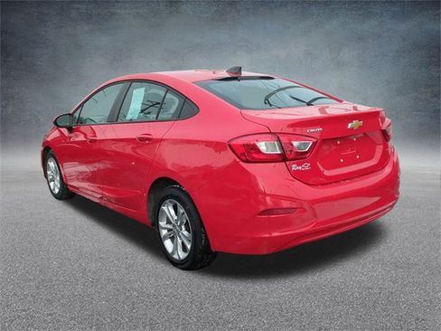 Certified 2019 Chevrolet Cruze LS w/ LS Convenience Package image 7