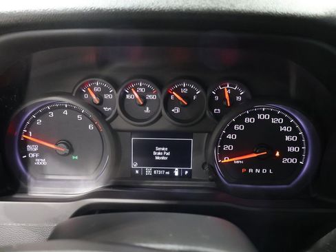 Used 2022 Chevrolet Silverado 1500 Custom image 40