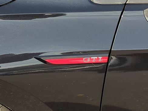 Used 2022 Volkswagen GTI S image 15
