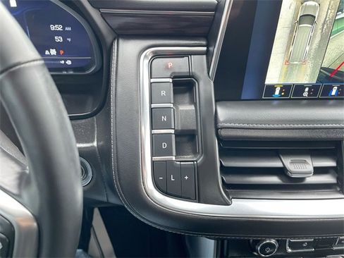 Certified 2023 Chevrolet Tahoe Z71 w/ Luxury Package image 15