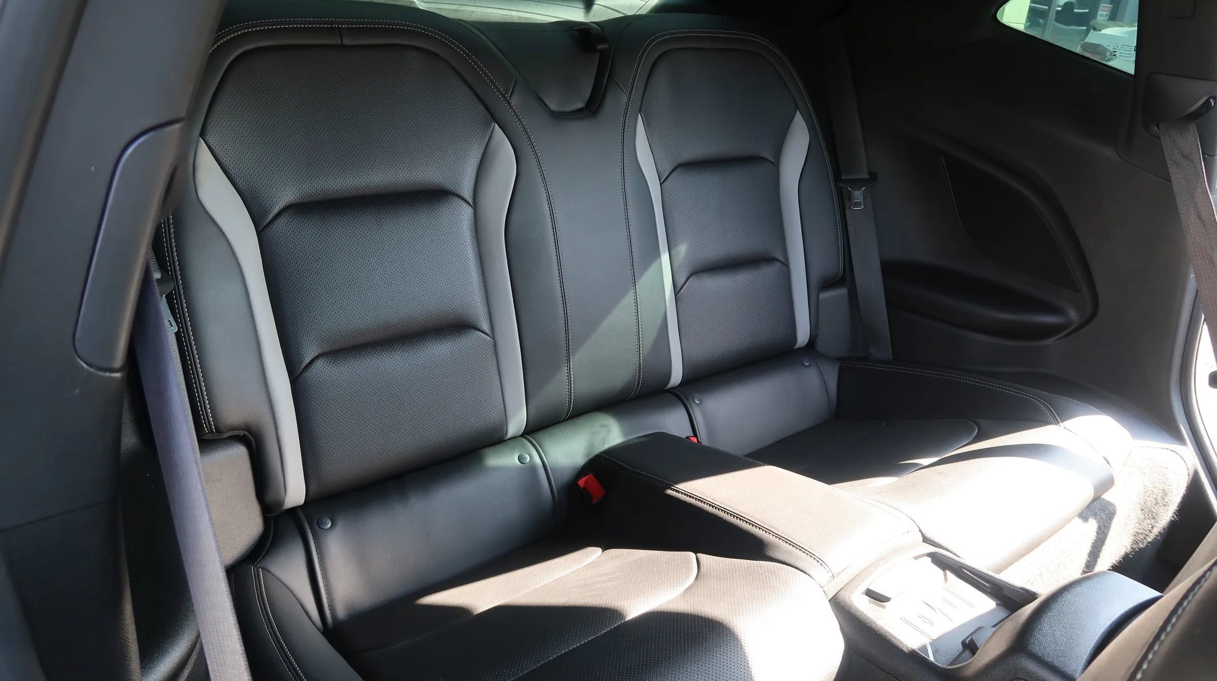 Used 2021 Chevrolet Camaro SS RWD image 19