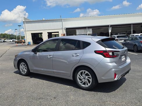 Used 2024 Subaru Impreza 2.0i AWD/4WD image 5