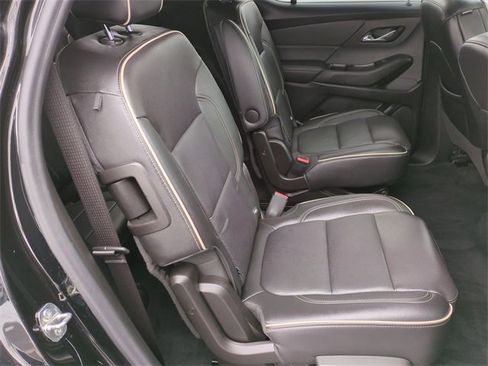 Certified 2022 Chevrolet Traverse Premier image 29