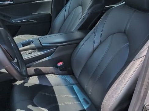 Used 2019 Toyota Avalon XLE w/ Moonroof Package FWD image 11