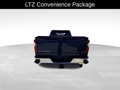Used 2022 Chevrolet Silverado 2500 LTZ image 6