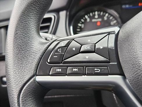 Used 2020 Nissan Rogue Sport S w/ Appearance Package FWD image 25