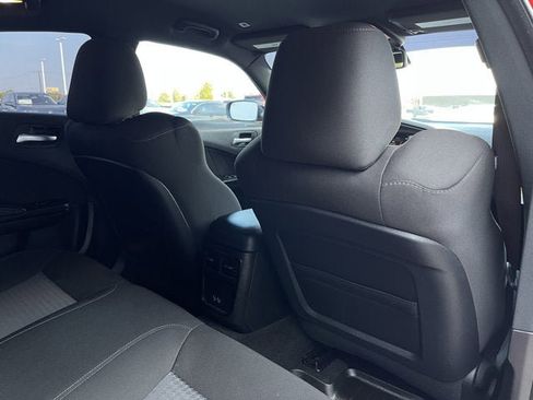 Used 2022 Dodge Charger R/T w/ Blacktop Package image 31