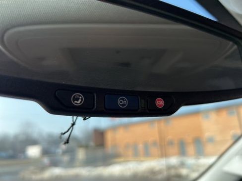 Used 2018 Chevrolet Silverado 1500 LT w/ Rally 2 Edition image 17