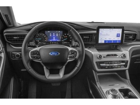 Used 2023 Ford Explorer XLT w/ Equipment Group 202A RWD image 40