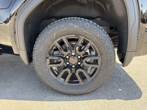 New 2026 GMC Sierra 1500 Elevation w/ Elevation Premium Package image 30