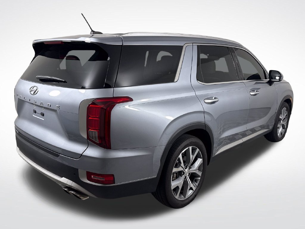 Used 2020 Hyundai Palisade SEL FWD image 3