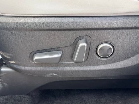 Used 2025 Hyundai Palisade SEL FWD image 10