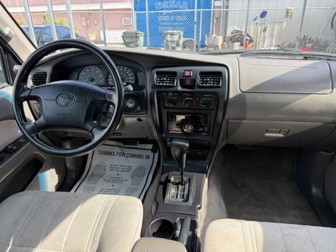 Used 2002 Toyota 4Runner SR5 image 13