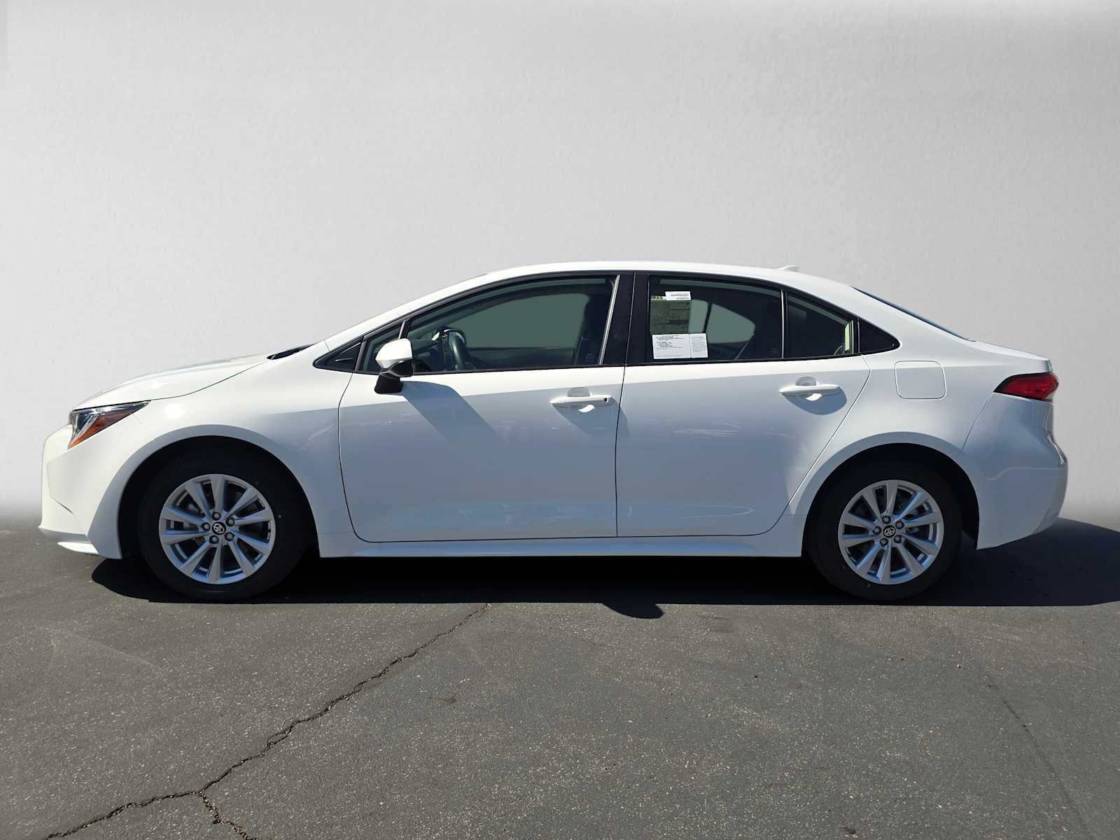 New 2027 Toyota Corolla LE w/ LE Premium Package FWD image 6