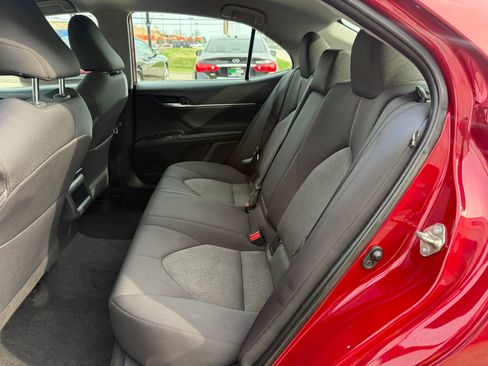 Used 2020 Toyota Camry LE image 20