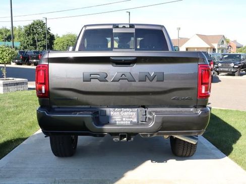 Used 2026 RAM 3500 Big Horn AWD/4WD image 38