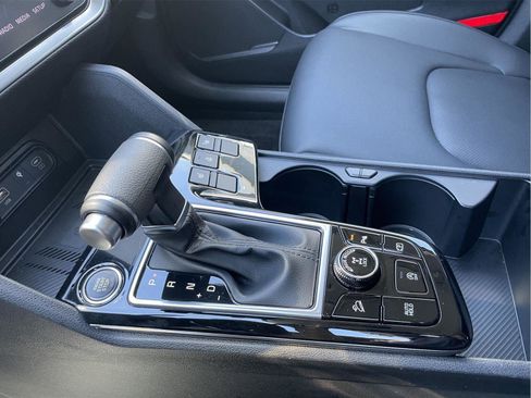 Used 2023 Kia Sportage EX AWD/4WD image 29