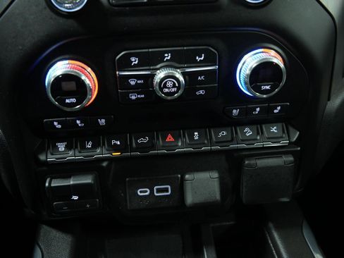 Used 2022 GMC Sierra 2500 Denali w/ Denali Ultimate Package image 40