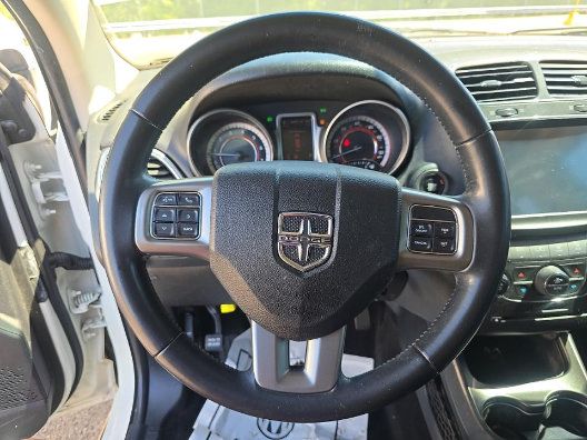 Used 2020 Dodge Journey Crossroad FWD image 6