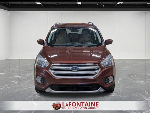Used 2018 Ford Escape SE image 8