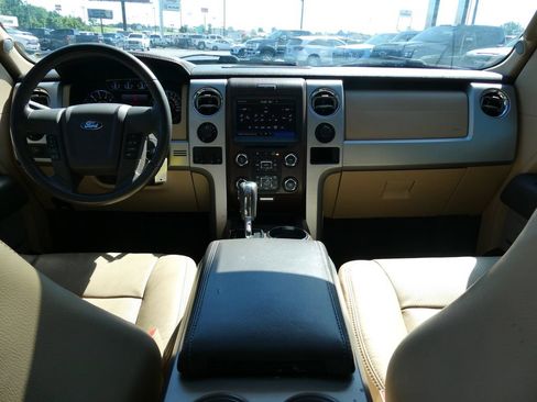 Used 2014 Ford F150 Lariat w/ Equipment Group 502A Luxury AWD/4WD image 21