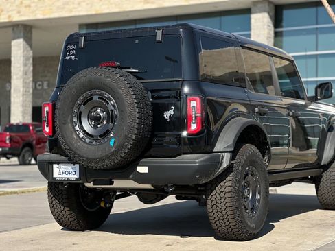 New 2025 Ford Bronco Badlands image 59