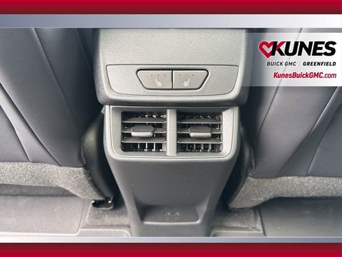 New 2026 GMC Terrain Denali w/ LPO, Floor Liner Package AWD/4WD image 33