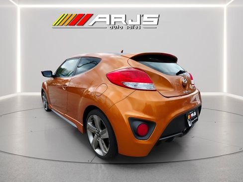 Used 2013 Hyundai Veloster Turbo image 3