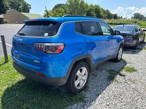 Used 2022 Jeep Compass Latitude AWD/4WD image 4