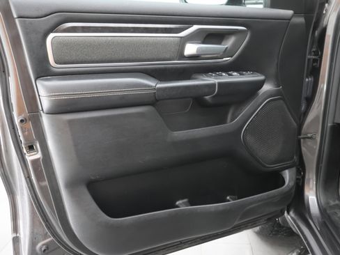 Used 2020 RAM 1500 Big Horn AWD/4WD image 38