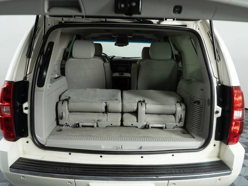 Used 2013 Chevrolet Tahoe LTZ AWD/4WD image 29