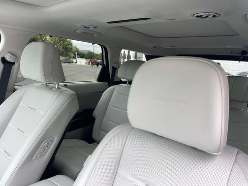 Used 2026 Hyundai Palisade Calligraphy AWD/4WD image 23