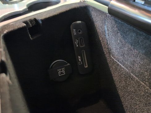 Used 2016 Dodge Challenger SRT Hellcat image 26