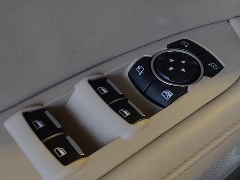 Used 2017 Lincoln MKZ Reserve w/ Luxury Package image 27