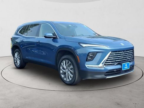 Certified 2025 Buick Enclave Preferred AWD/4WD image 3