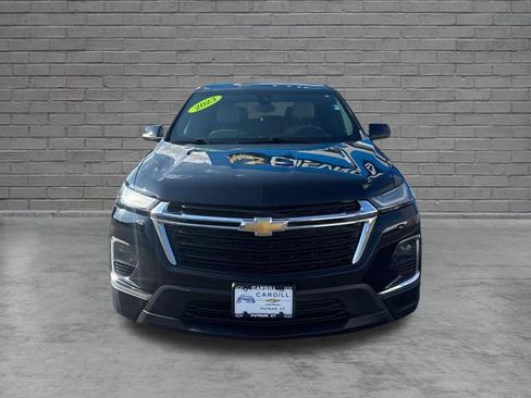 Used 2023 Chevrolet Traverse LS AWD/4WD image 2