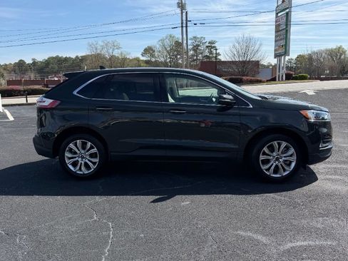 Used 2024 Ford Edge Titanium AWD/4WD image 4