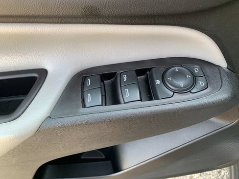Used 2021 Chevrolet Equinox LT FWD image 13