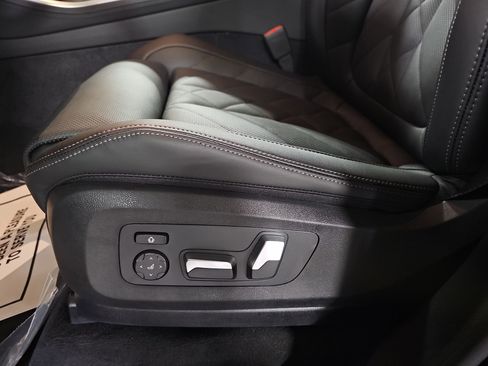 New 2026 BMW X5 xDrive40i w/ M Sport Package image 30