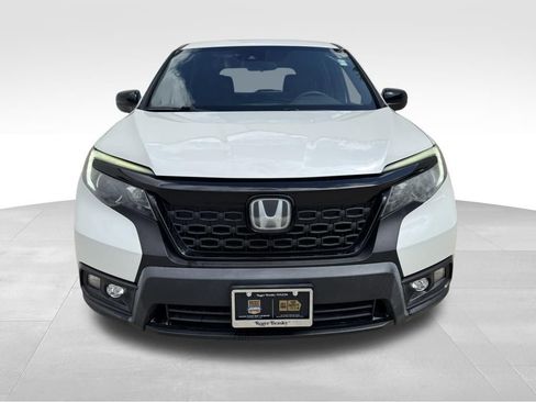 Used 2019 Honda Passport Sport image 3