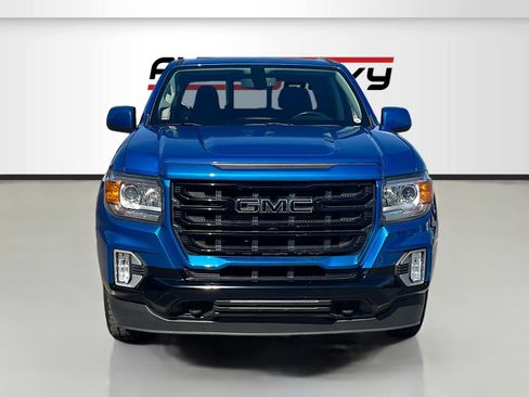 Used 2022 GMC Canyon Elevation w/ Trailering Package AWD/4WD image 2