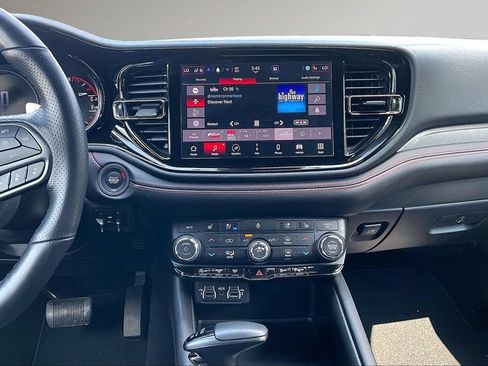 Used 2023 Dodge Durango GT AWD/4WD image 10