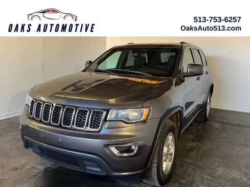 Used 2017 Jeep Grand Cherokee Laredo w/ Quick Order Package 23E AWD/4WD image 1