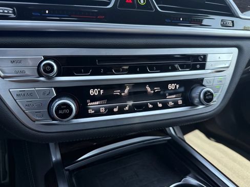 Used 2020 BMW 740i xDrive w/ M Sport Package AWD/4WD image 44