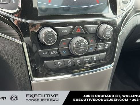 Used 2022 Jeep Grand Cherokee Limited w/ Tech Group image 17