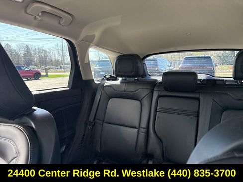 Used 2023 Lincoln Corsair AWD image 13