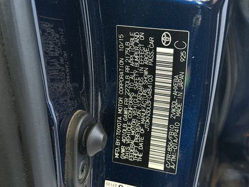 Used 2015 Toyota Prius Two image 28