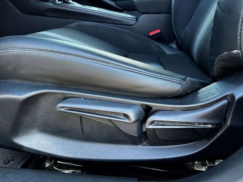 Used 2024 Honda Civic Sport image 12